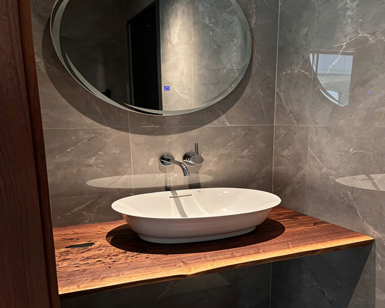 Tablero de mesa de baño de madera maciza
